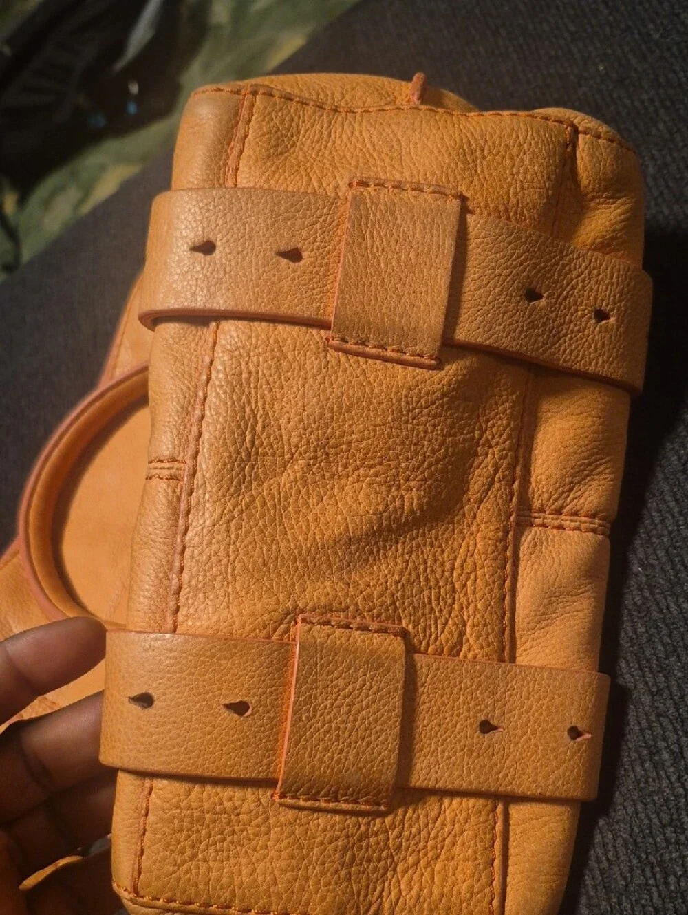 Women's Leather Backpack in Warm Tan - Stylish Everyday Carry